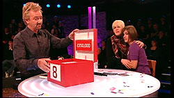 Alice Mundy - Deal or No Deal �250,000 winner